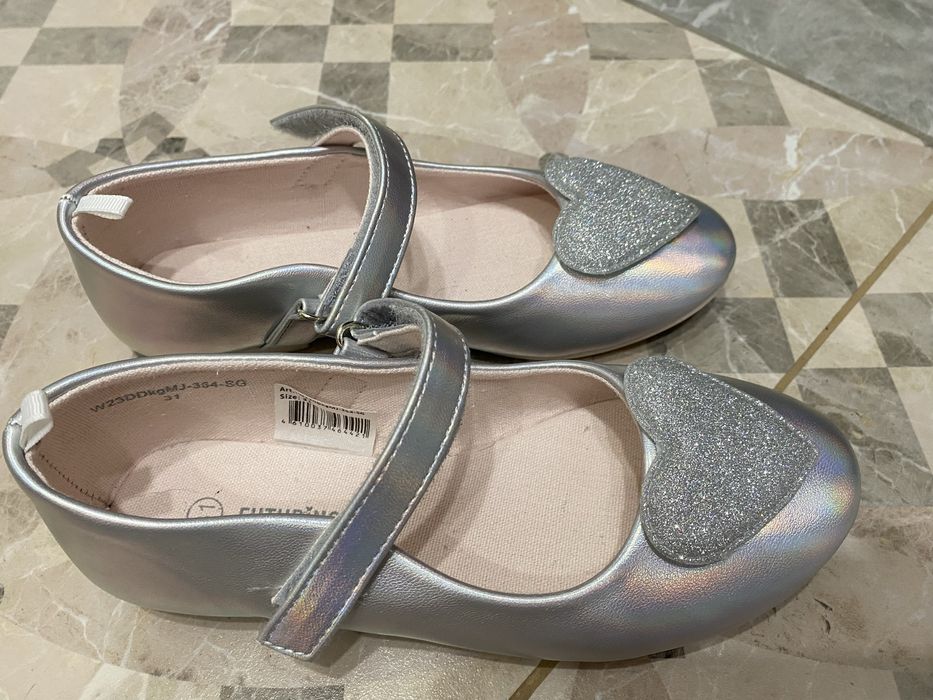 Туфли на девочку