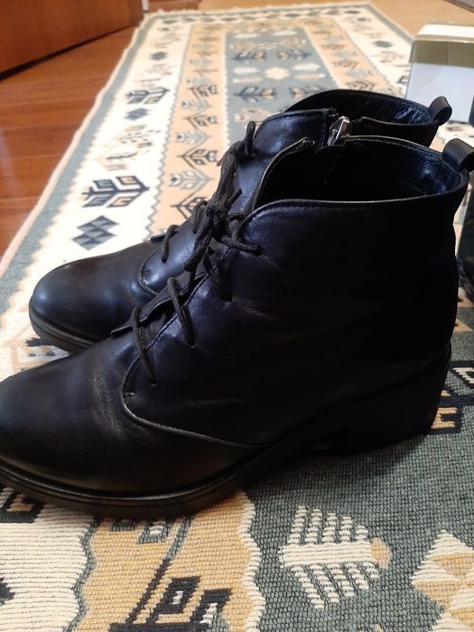 Осенние женские ботинки