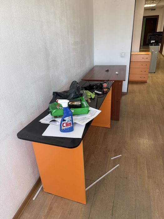 Продам шкафы столы дешево срочно!!!