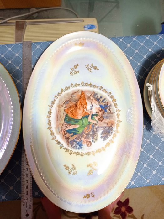 Блюдца от сервиза МАДОННА