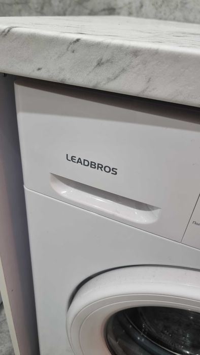 Продается стиральная машина Leadbros