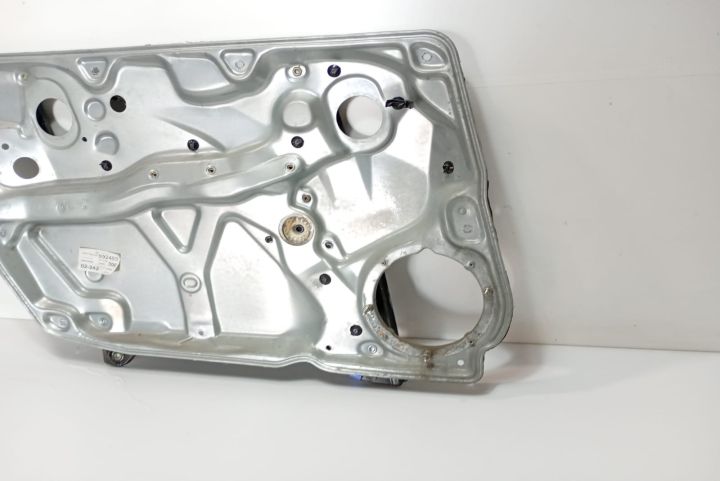 Macara usa stanga 3B4837755D Volkswagen VW Passat B5.5 (facelift)