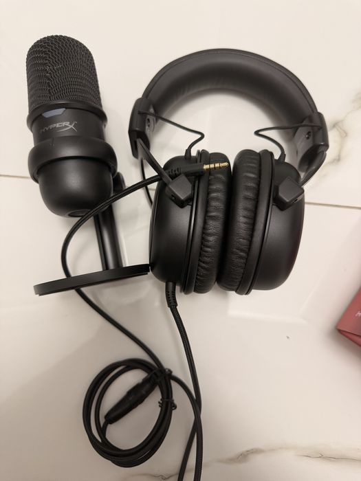 HyperX cloud core streaker starter pack
