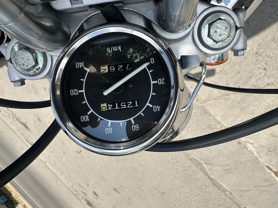 Yamaha Virago 125 (XV125)
