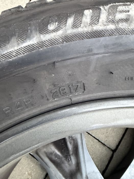 Vand cauciucuri Bridgestone 225/65 r17