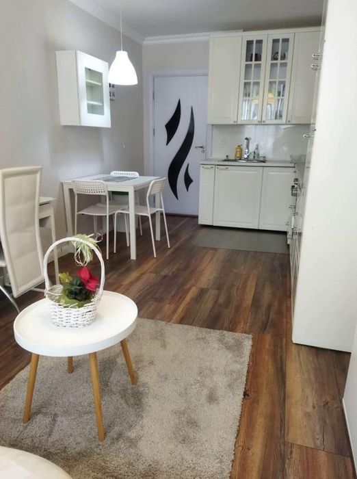 Дава се под наем Двустаен апартамент в София, Белите брези - 70 кв.м за 750 € - Снимка #1