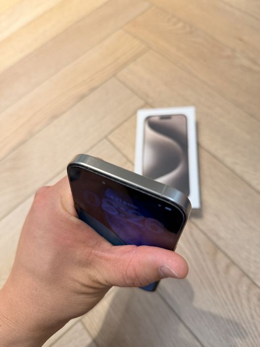 Продам Iphone 15 pro