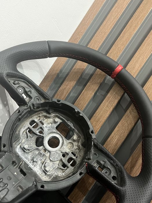 Волан за Audi (Ауди) оригинален