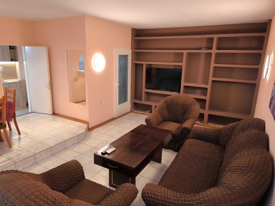 Дава се под наем Тристаен апартамент в Пловдив, Каменица 1 - 100 кв.м за 484.5 € - Снимка #2