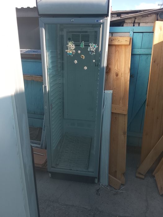 Продам холодильник