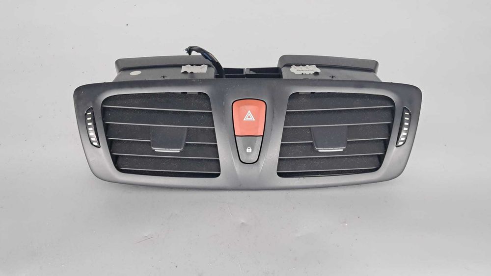 grila aerisire centrala Renault Megane 3 an 2010
