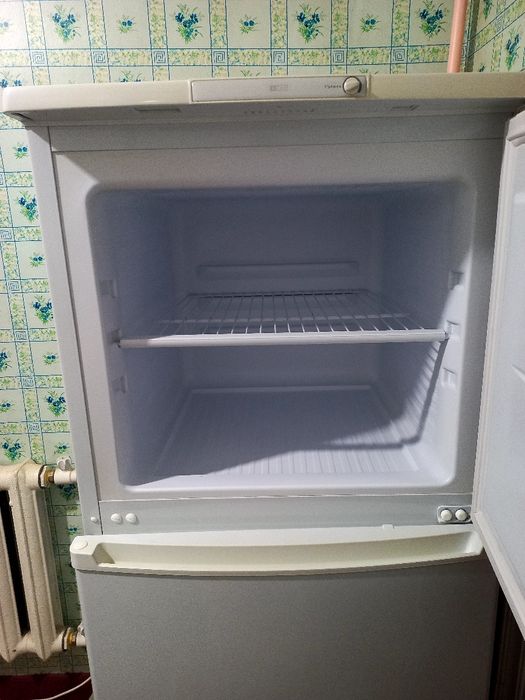 Холодильник  бирюса