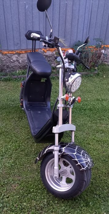 Scuter de vânzare