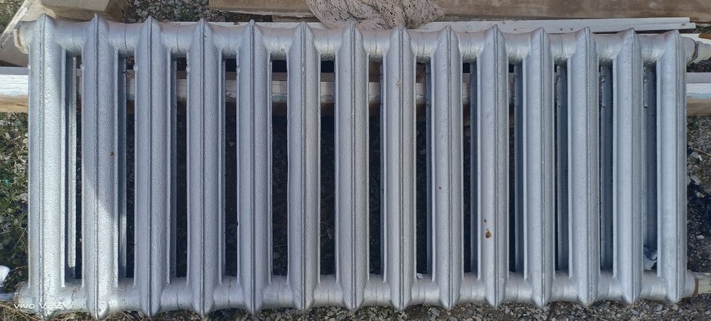 Продается чугунные радиаторы