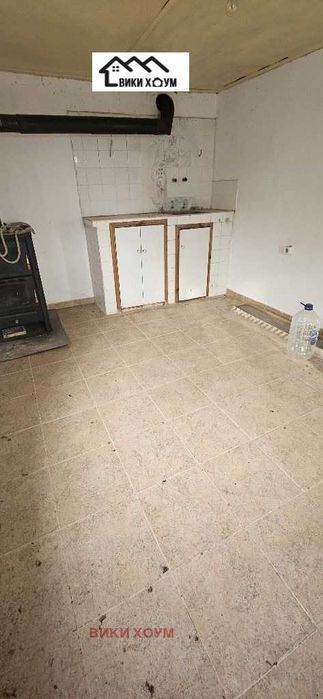 Продава се Къща в Варна, Център - 68 кв.м за 1725 €/кв.м - Снимка #1