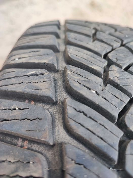 Зимни гуми 205/60R16 92H FULDA - 2 броя