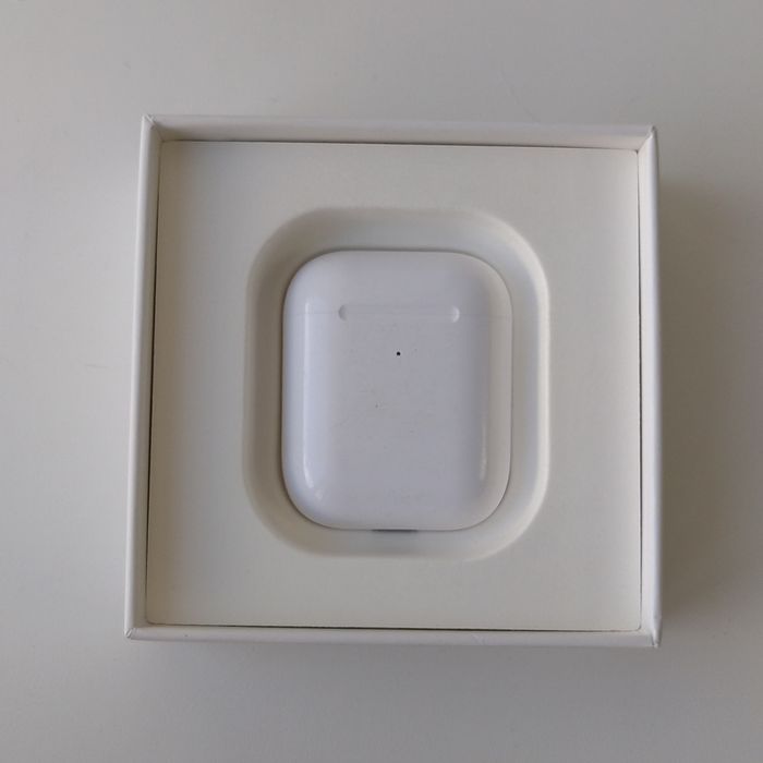 продам airpods 2
