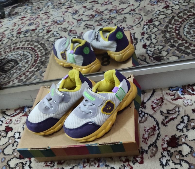 Продаются кроссовки