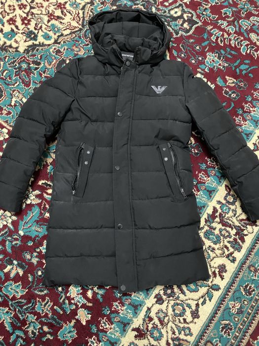 мужская зимняя куртка, цвет черный, почти новый