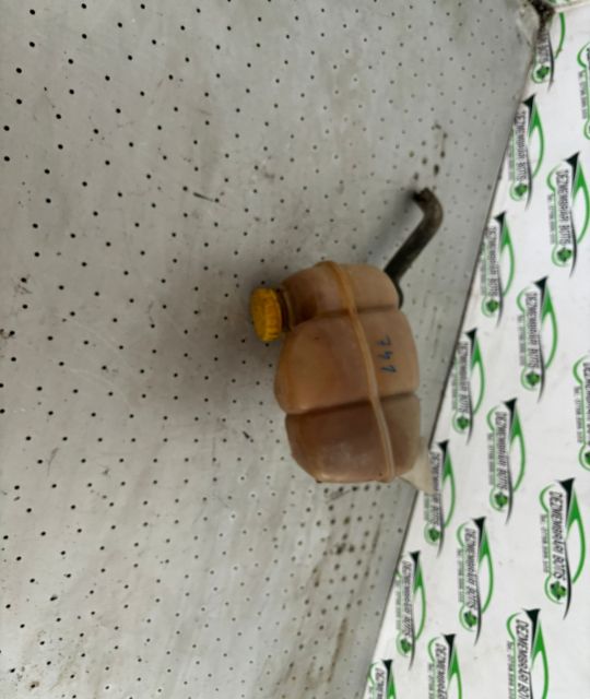 Vas expansiune Nissan Terrano R20