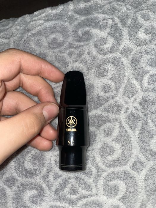 Mustiuc saxofon yamaha 5c