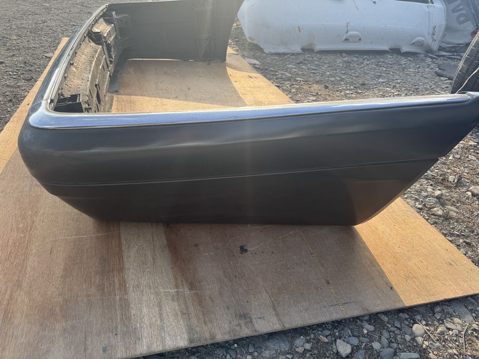Бампер задний w140