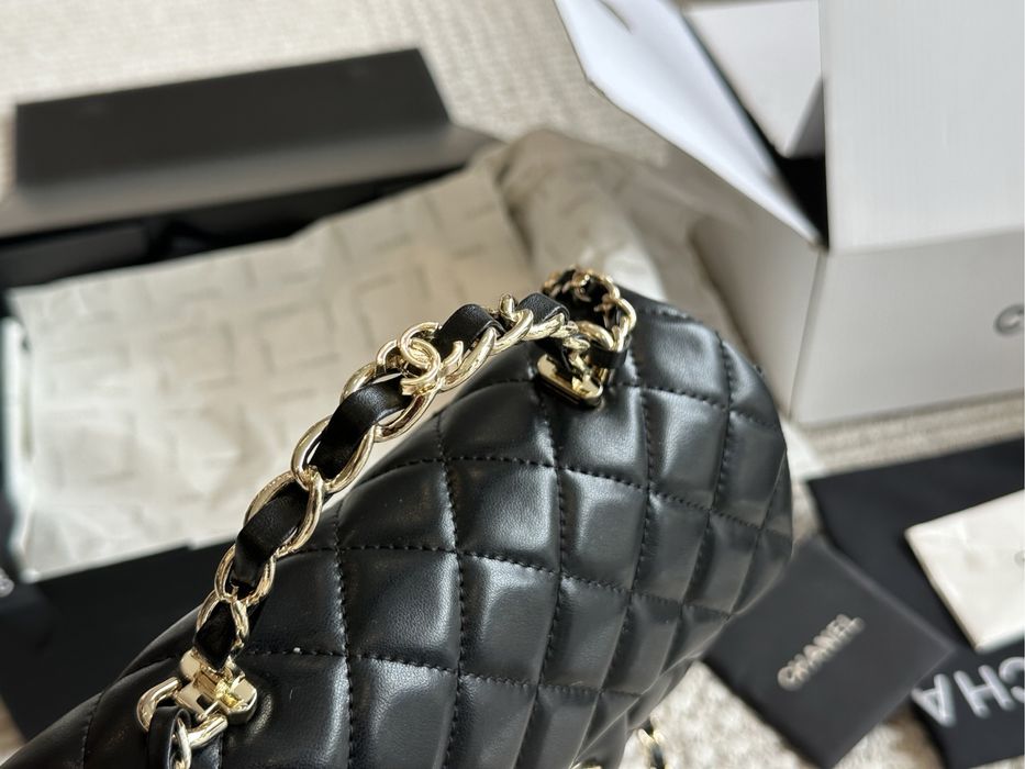 Geanta Chanel piele