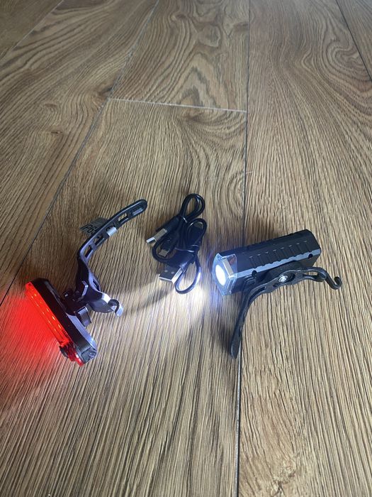 Far si stop LED pentru bicicleta