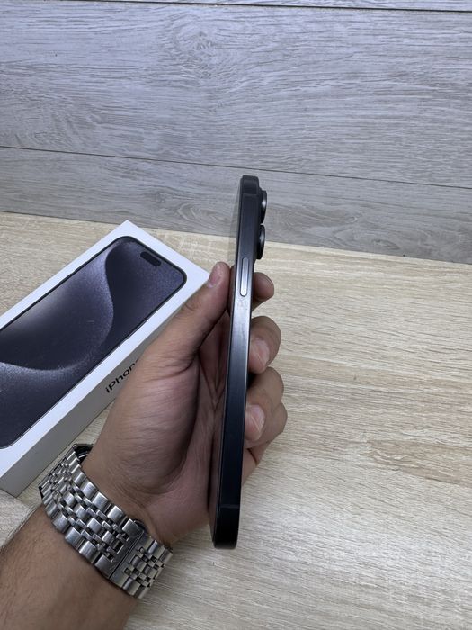 Продаю iphone 15 pro max 1tb