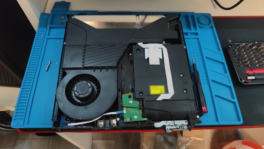 Asamblare /Mentenanță PC -Service PlayStation & Xbox