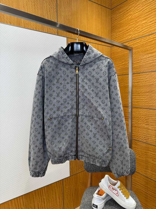 Geaca / Hanorac Louis Vuitton Calitate Premium