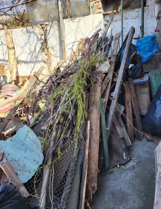Oferim servicii complete de debarasări mobilier vechi moloz deșeuri