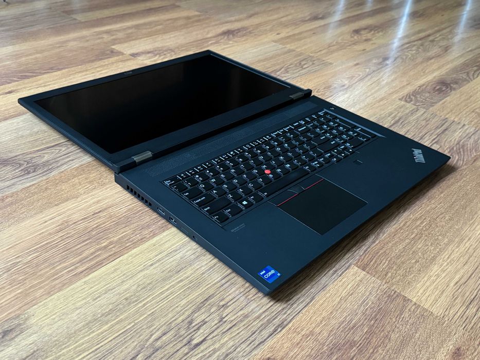 17.3' Full HD i7-10750H Lenovo ThinkPad P17 32GB DDR4/512GB/Nvidia 4GB