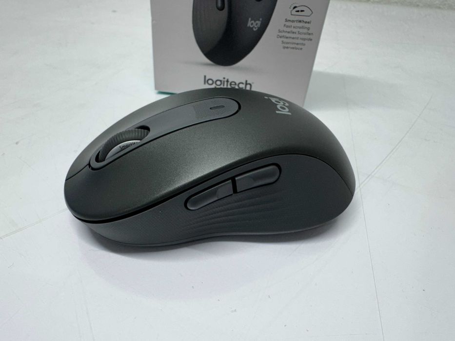 Мишка Logitech Signature M650