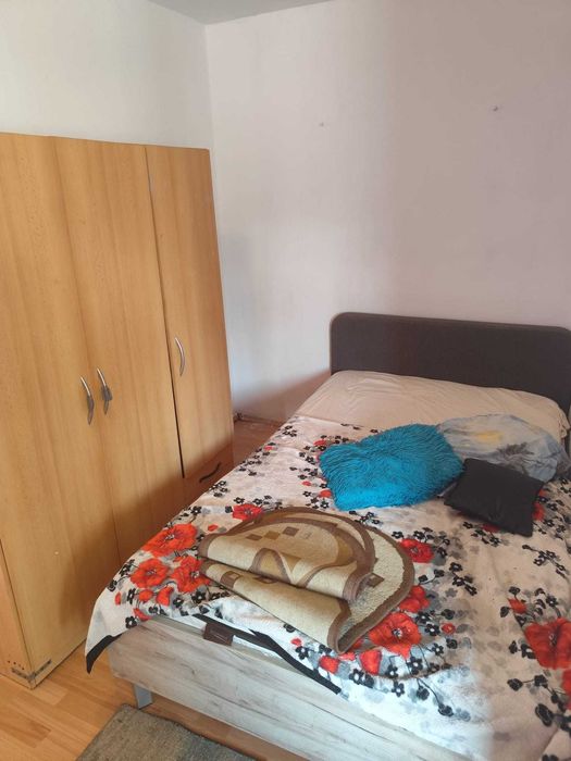 Proprietar închiriez apartament cu 2 camere Sagului