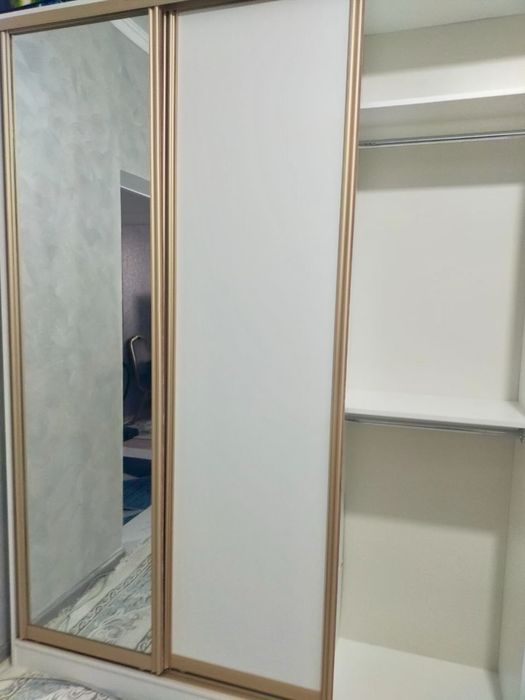 Продам шкаф 180х240х45см