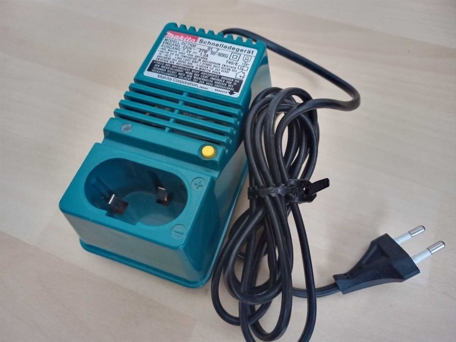 Makita DC 7100 – оригинално зарядно 7,2V