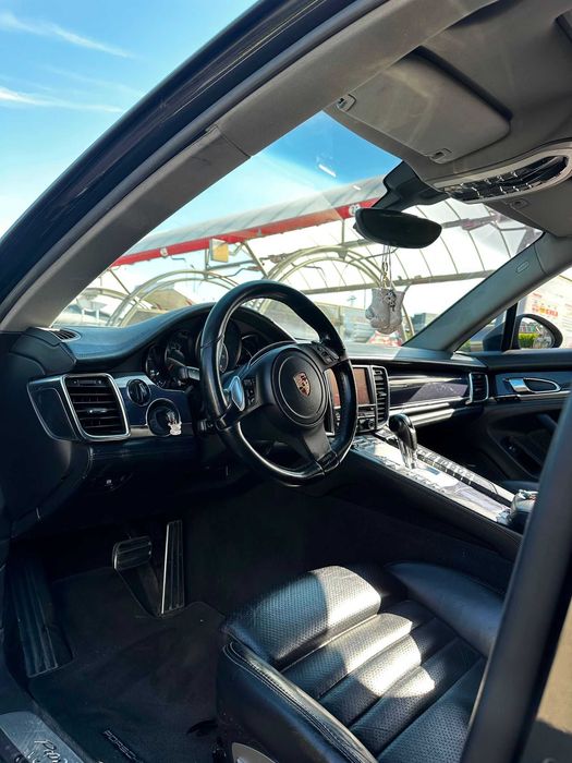 Posche Panamera GTS 4.8 V 8 -160000 Km reali