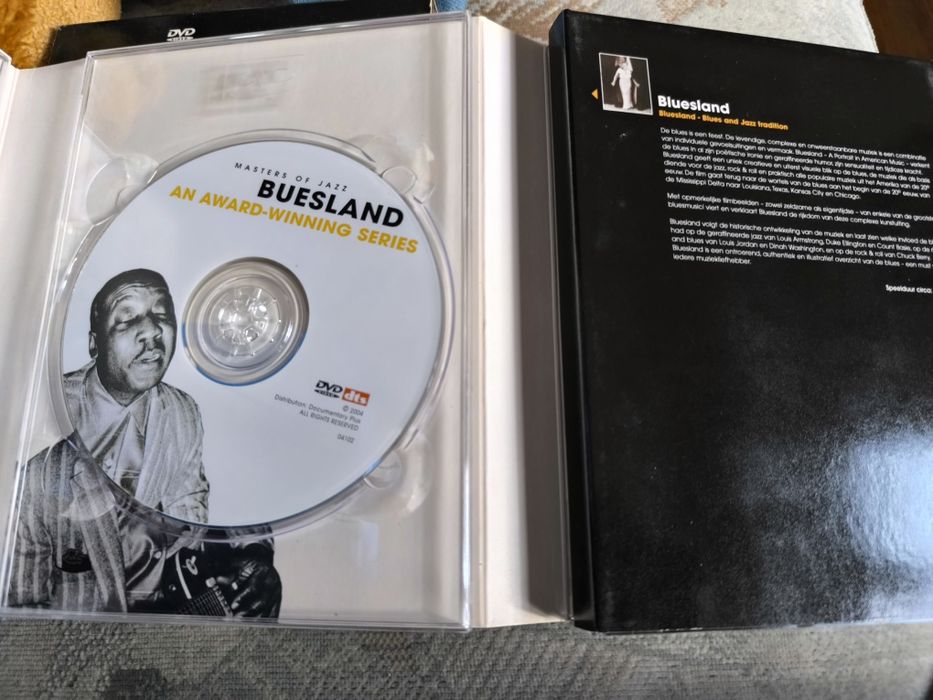 Музикален бокс с 5 dvd jazz внос Холандия нов