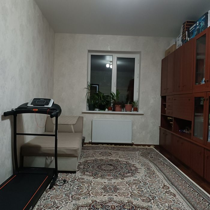 Kvartira sotiladi 5/5/4