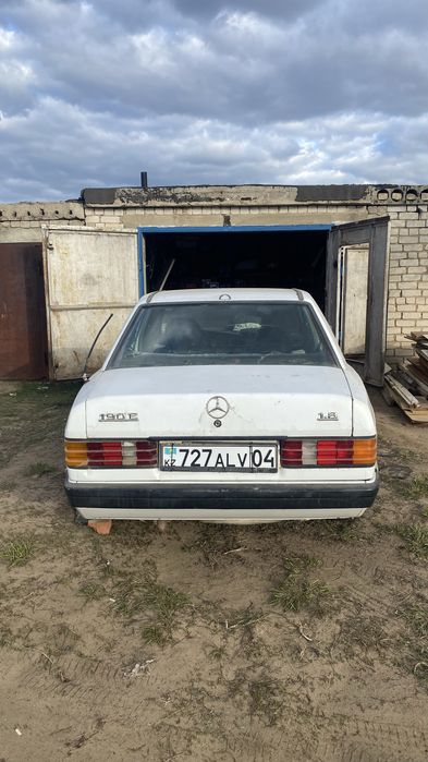 Пподам Mercedes 190