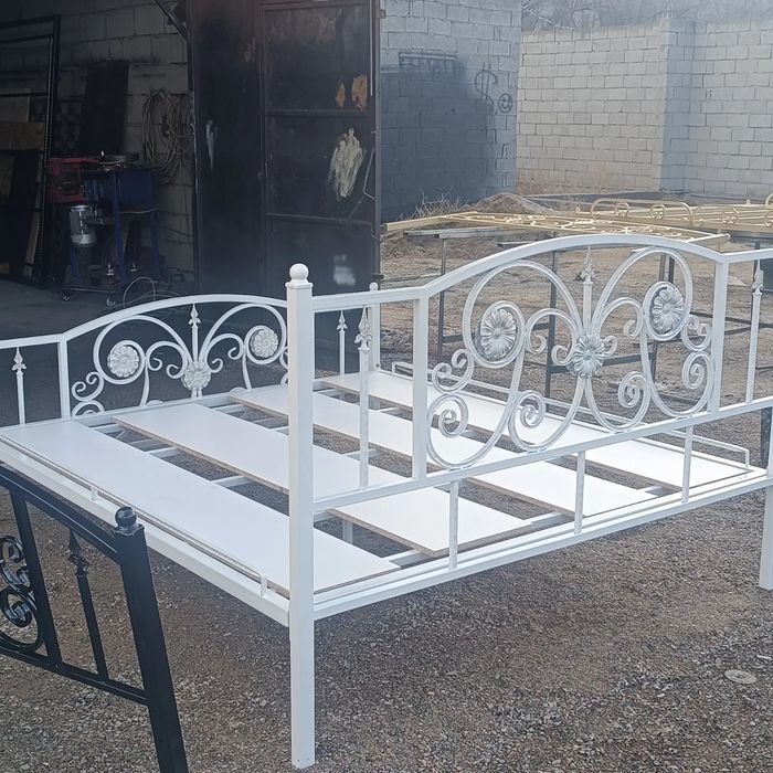 Решетки, навесы.