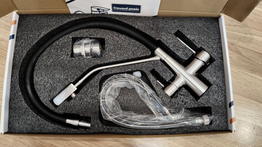 Продам смеситель для кухни