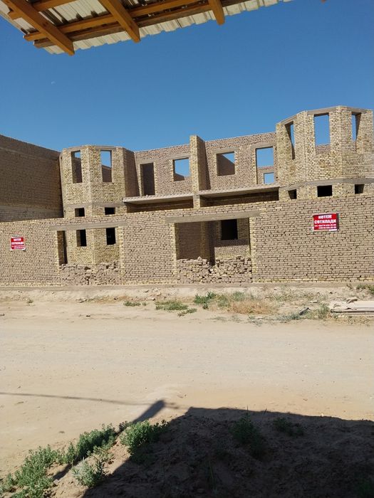 Katej sotiladi 2 ta Xiva shaxri Angarik mahalla kotejliklar orqasida