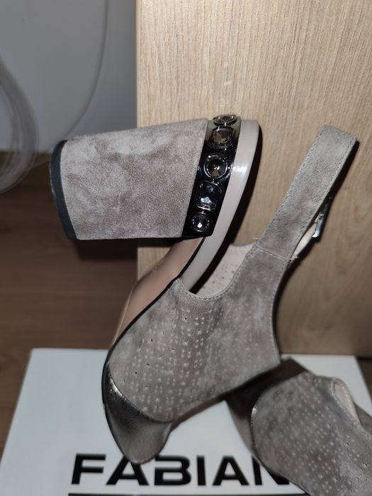 Обувки Фабиано с камъни