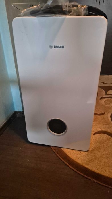 Se vinde centrala noua