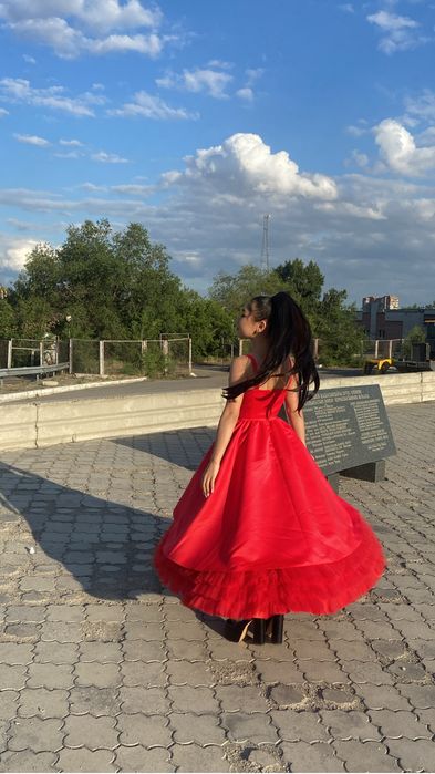 Платье вечернее / коктейльное