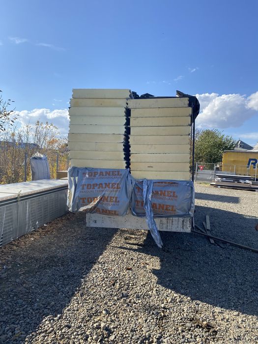 Panou sandwich perete si acoperis