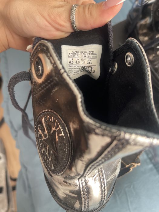 Кецове Converse с протъркан ефект