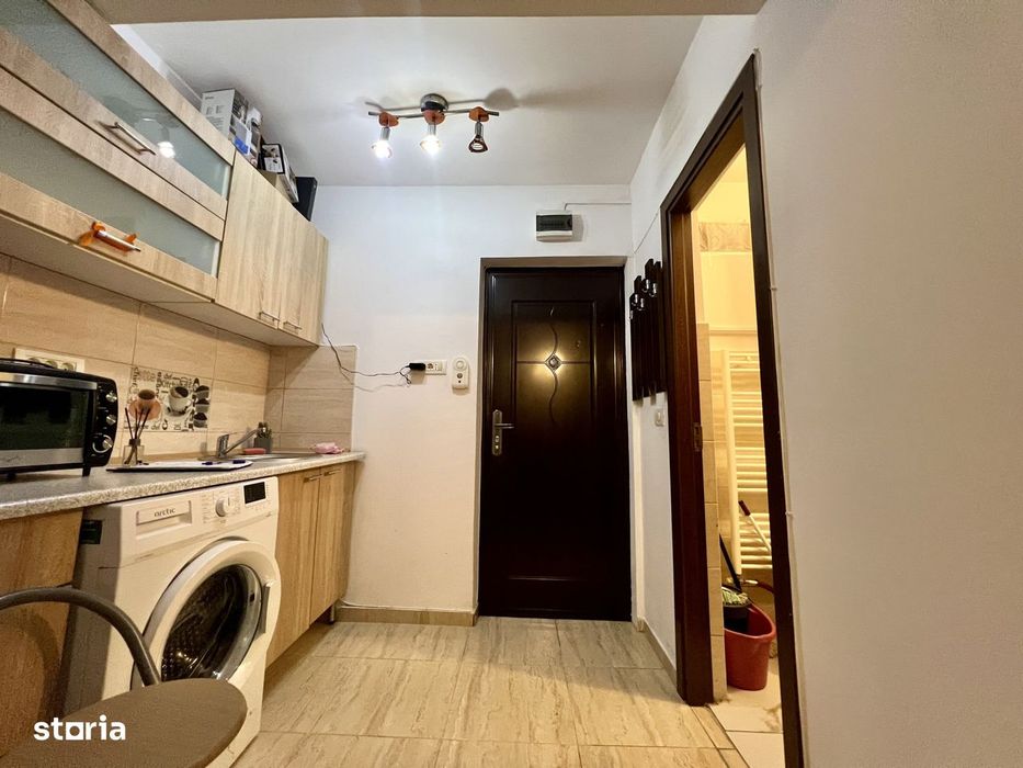 Garsoniera, 21 mp, parter, decomandat - zona Soarelui
